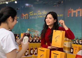 Nước mắm Cụ Nghị – Tinh hoa gia vị nâng tầm Phở Việt
