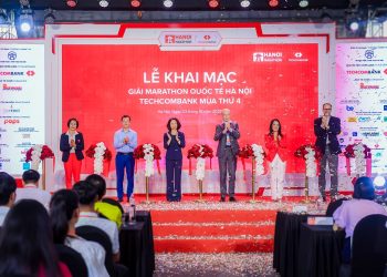 GIẢI MARATHON QUỐC TẾ HÀ NỘI TECHCOMBANK MÙA THỨ 4 KHAI MẠC: BIỂU TRƯNG CHO THỦ ĐÔ KẾT NỐI CỘNG ĐỒNG, TÔN VINH GIÁ TRỊ DI SẢN – VĂN HÓA