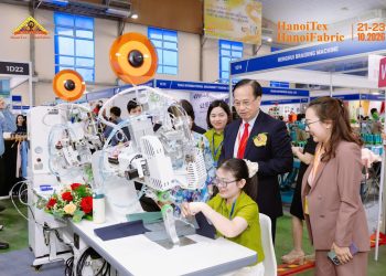 Hàng nghìn người tham dự HanoiTex & HanoiFabric 2026